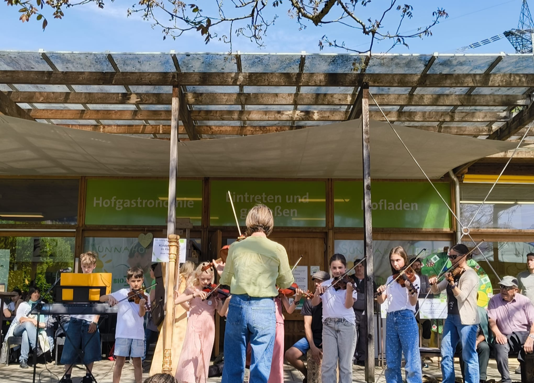 Musikalischer Ausklang der Frühlingswoche beim Sunnahof Tufers